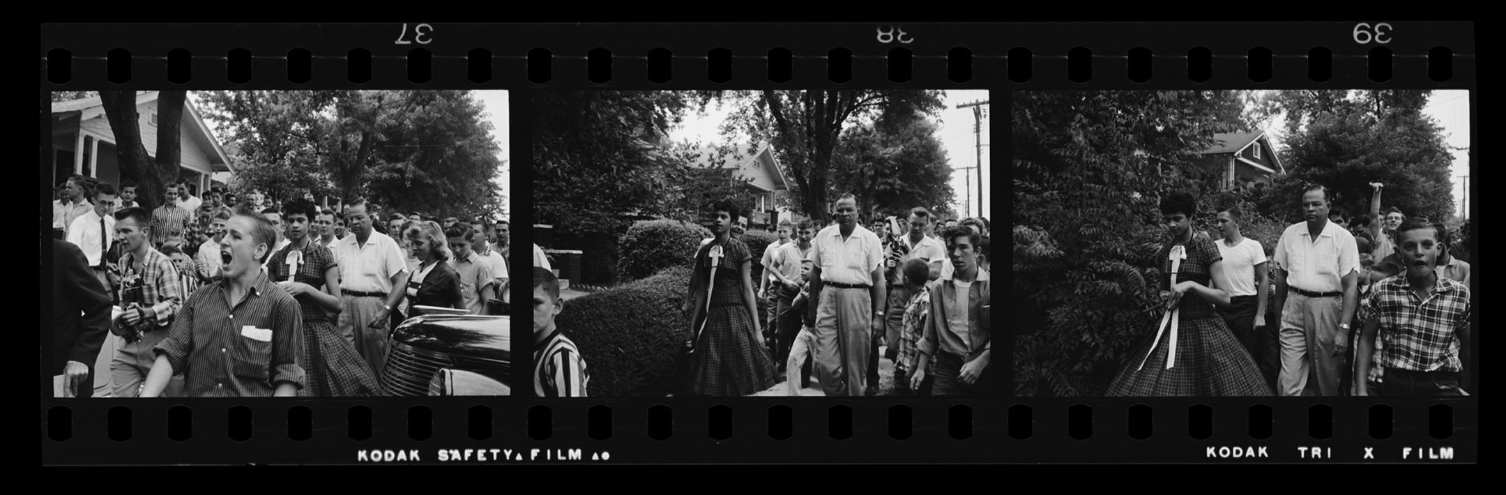 Integration at Harding High School in Charlotte, North Carolina, 4 September, 1957; P0070/0051_01, black and white 35 mm roll film negatives, in the Don Sturkey Photographic Materials #P0070, North Carolina Collection Photographic Archives, The Wilson Library, University of North Carolina at Chapel Hill.
